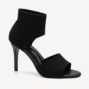 NWOT Black Heels with Fabric Ankle Detail. Comfortable and stylish. Size 9